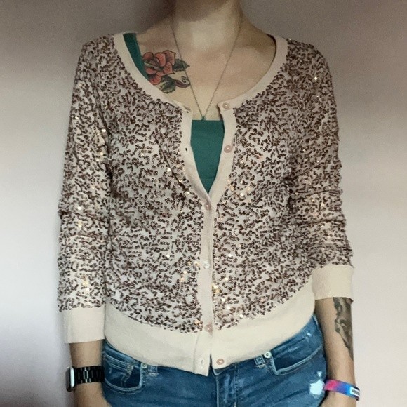 AMERICAN EAGLE OUTFITTERS Rose Gold Sequin Cardigan 3/4 Sleeve Medium Sweater - Picture 4 of 12